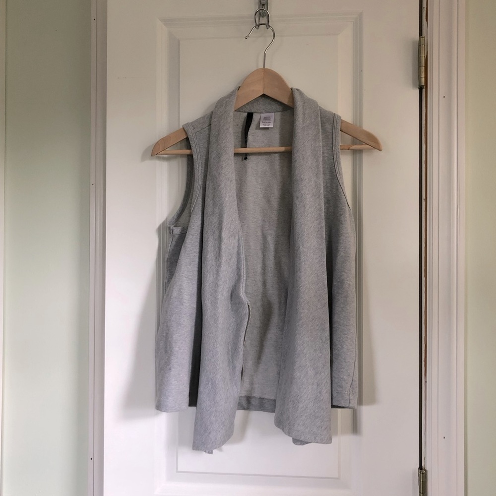 Anthropologie Poleci Gray Zipped Vest